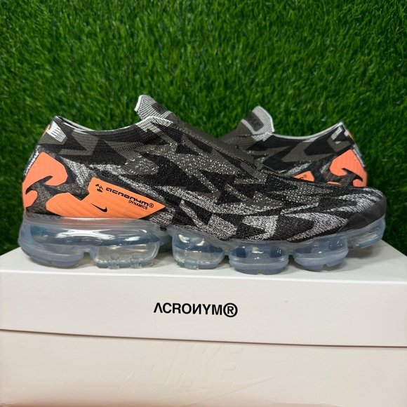 Nike Air VaporMax Moc x Acronym Thirsty Bandit